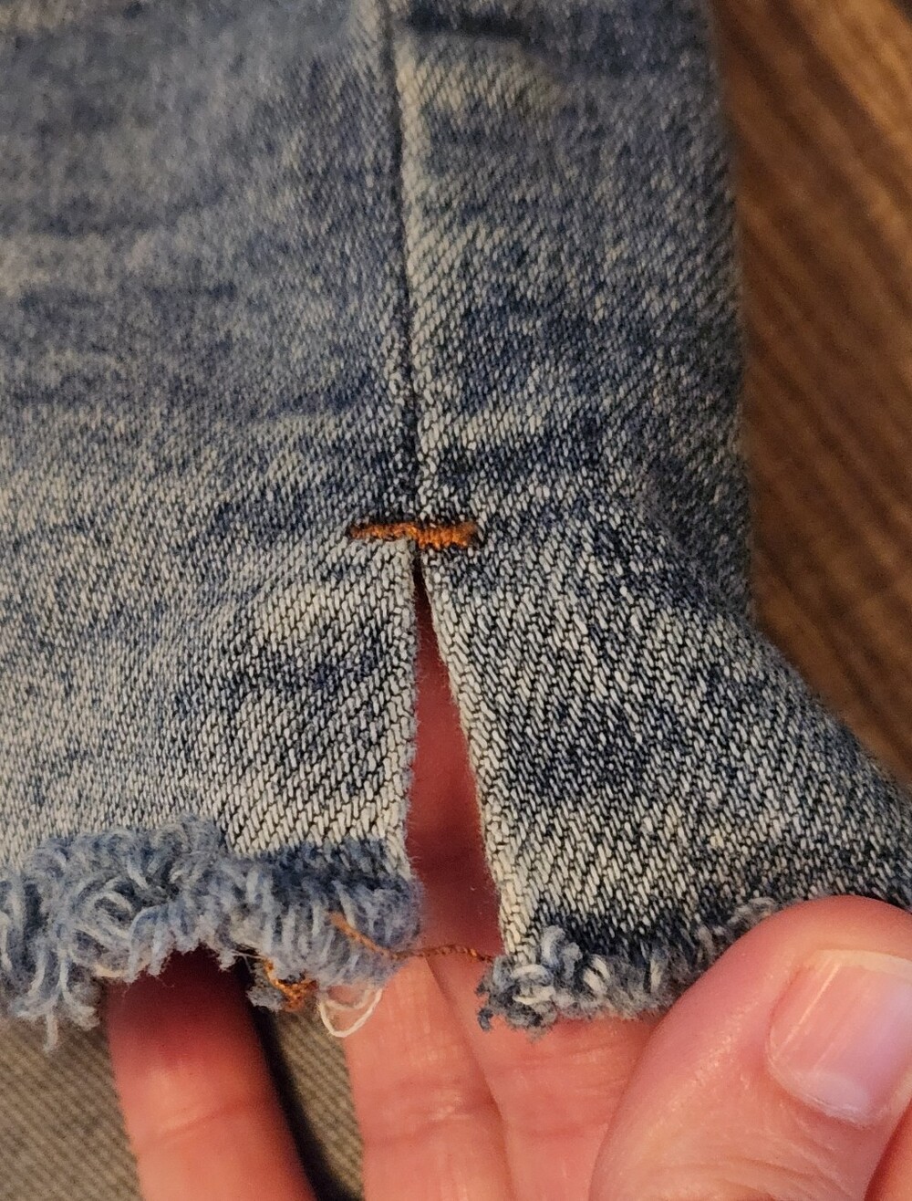 Daze Frayed Hem Denim Shorts Size 28 - Picture 6 of 13